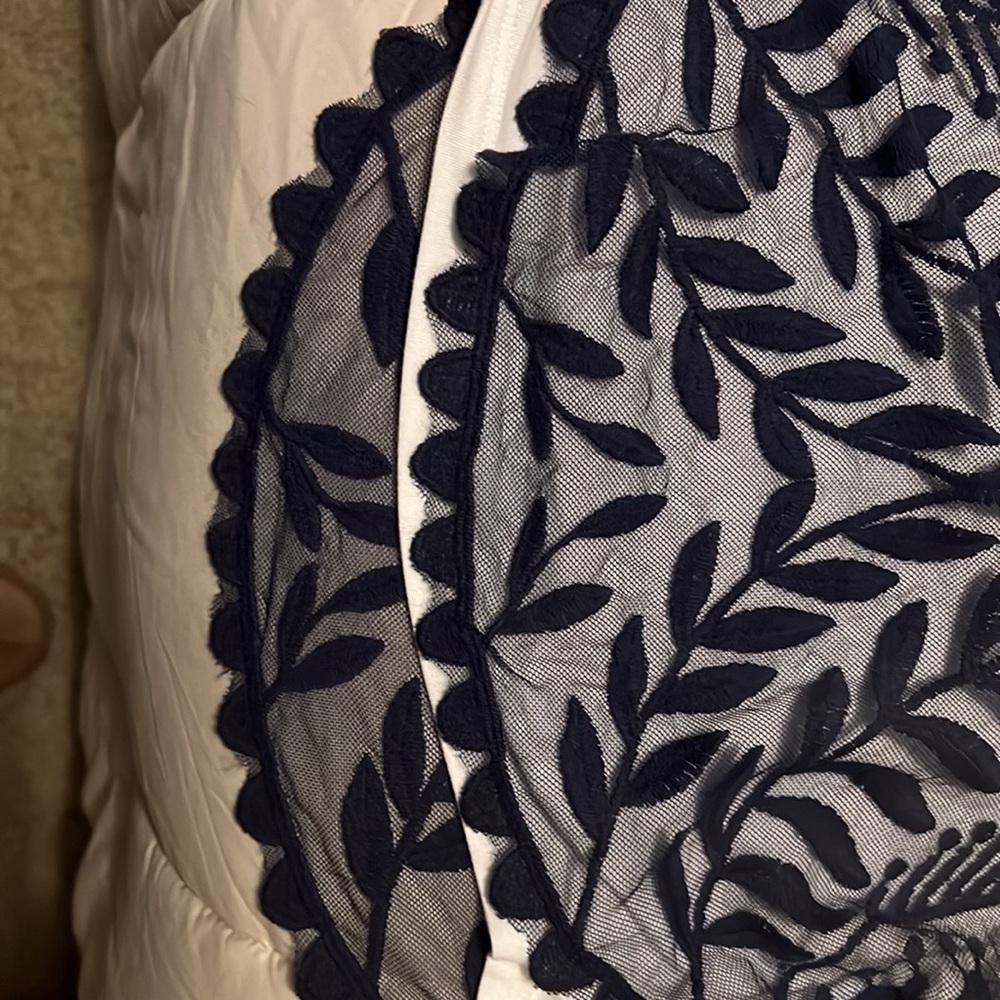 Lacy Net Top With Two Cami’s Navy Blue Size M/L - image 4